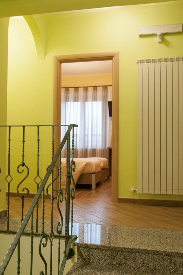 Hotel Ristorante Piccadilly Santhià Zewnętrze zdjęcie